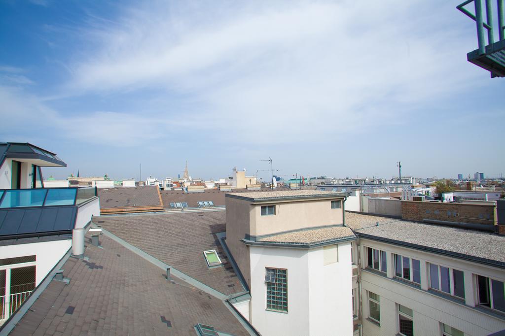 Two-Bedroom Apartment with Terrace and Air Condition