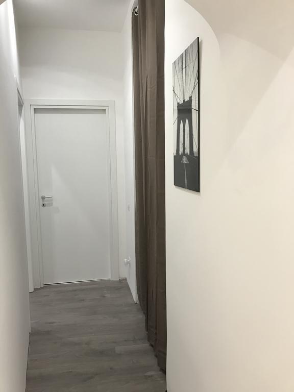 Apartment,353001898:JPEG