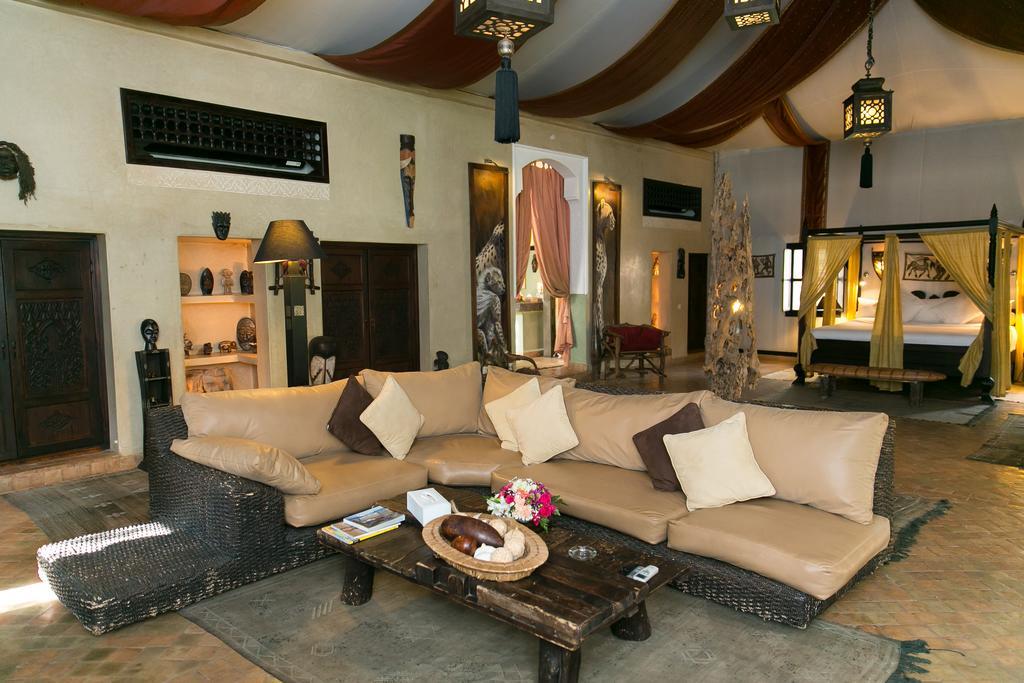 Superior Lodge