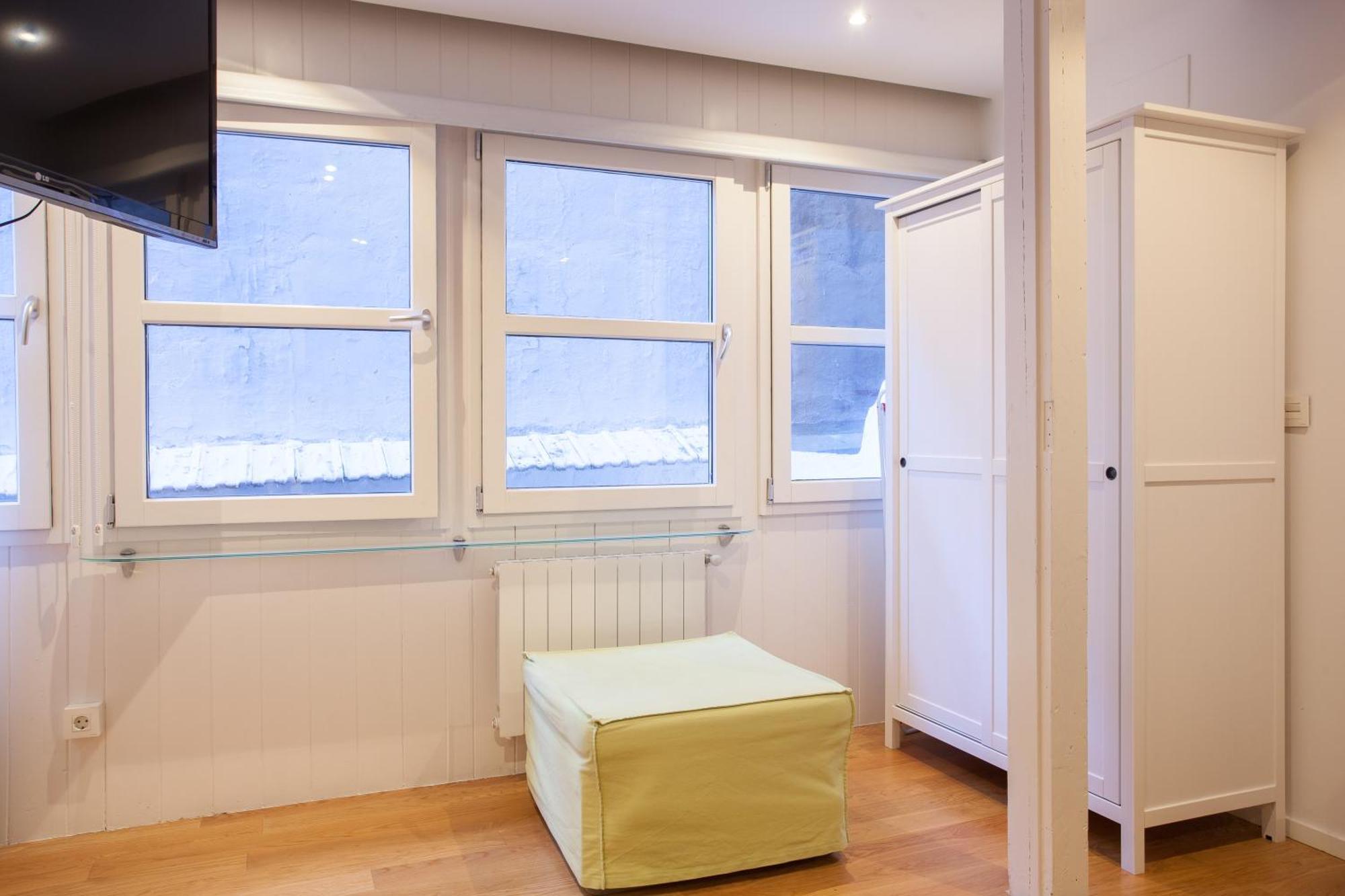 Superior One-Bedroom Apartment Calle Hernan N*9