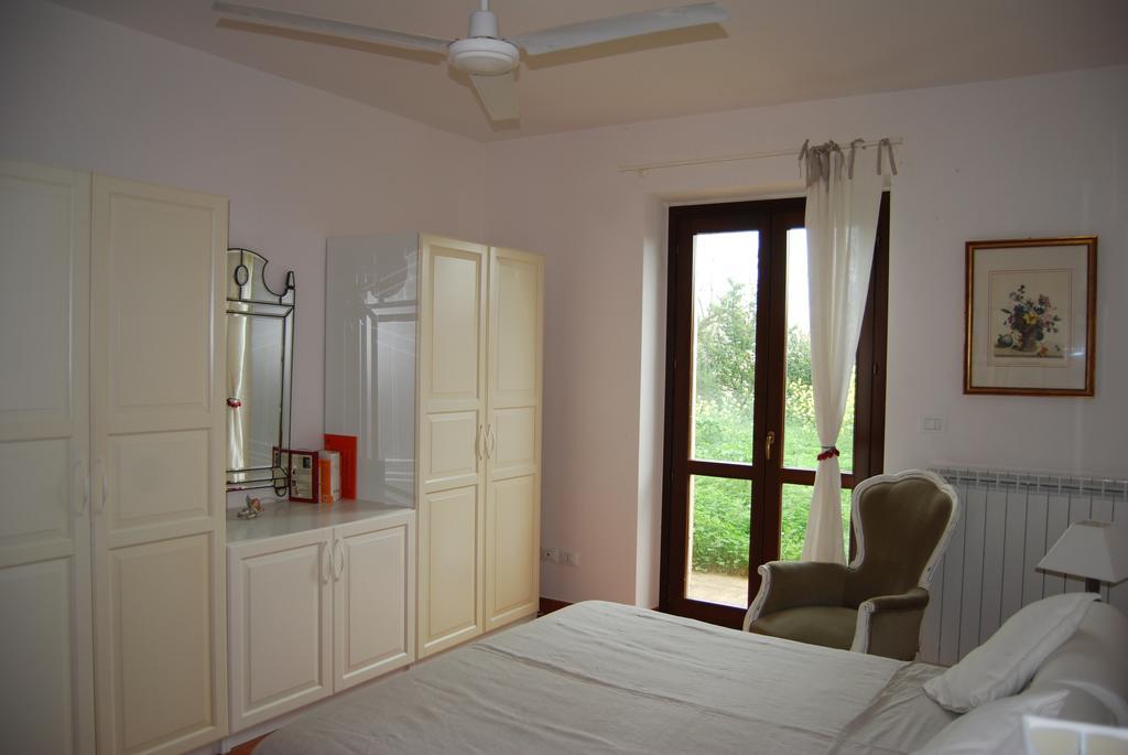 Two-Bedroom House,399496446:JPEG