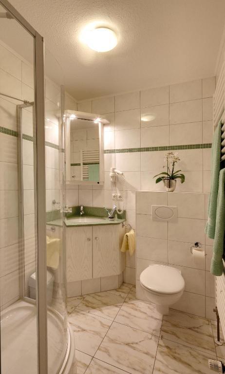 Apartment with Balcony,1366409801:JPEG