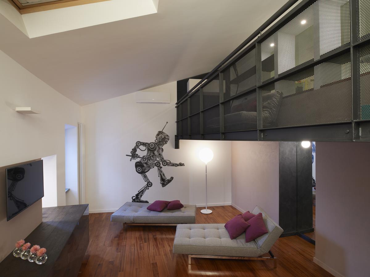 Apartment - Split Level,498032088:JPEG