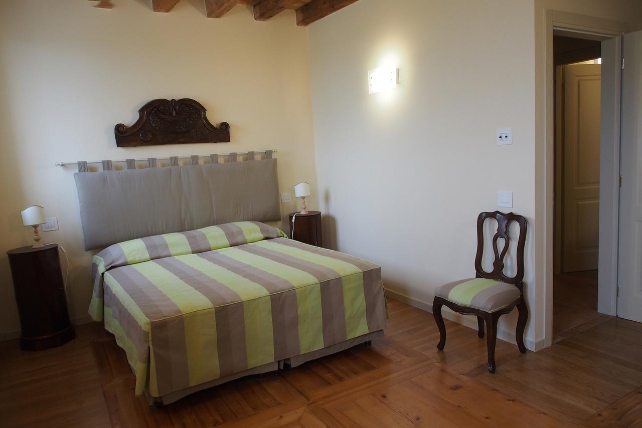Three-Bedroom Apartment,546809157:JPEG