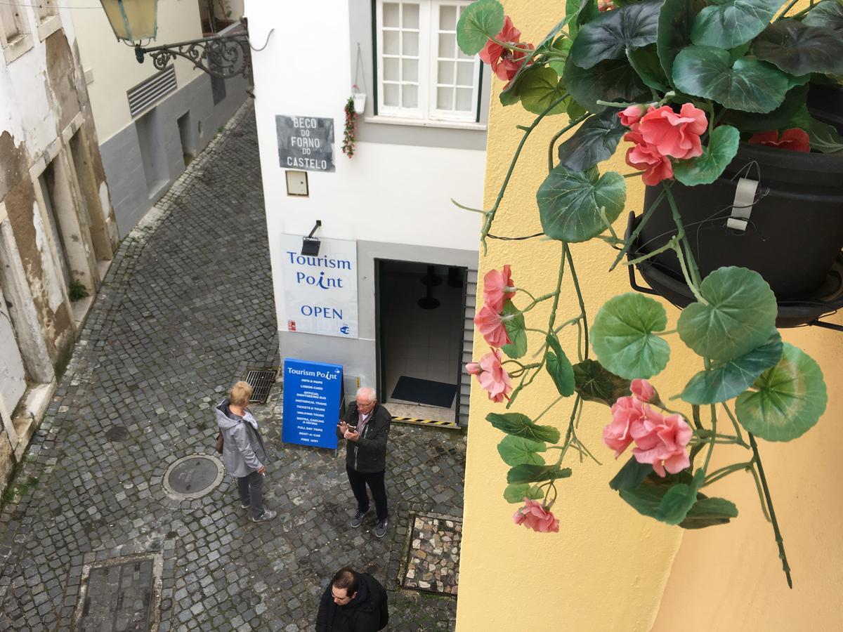 Studio,1084947262:JPEG