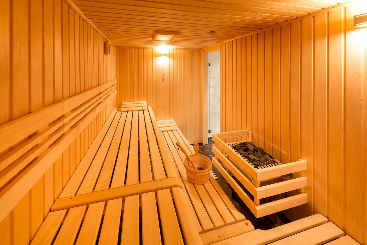 Exclusive Studio with Sauna,632145870:JPEG