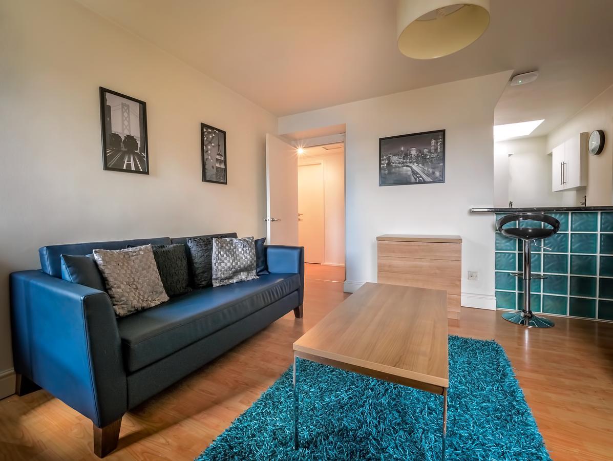 Two-Bedroom Apartment,642449883:JPEG