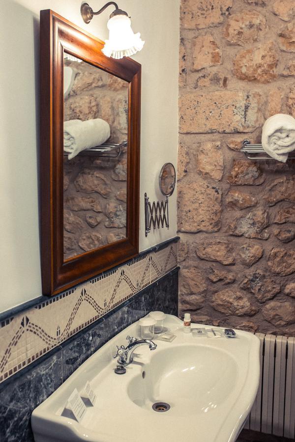 Double or Twin Room Terrace