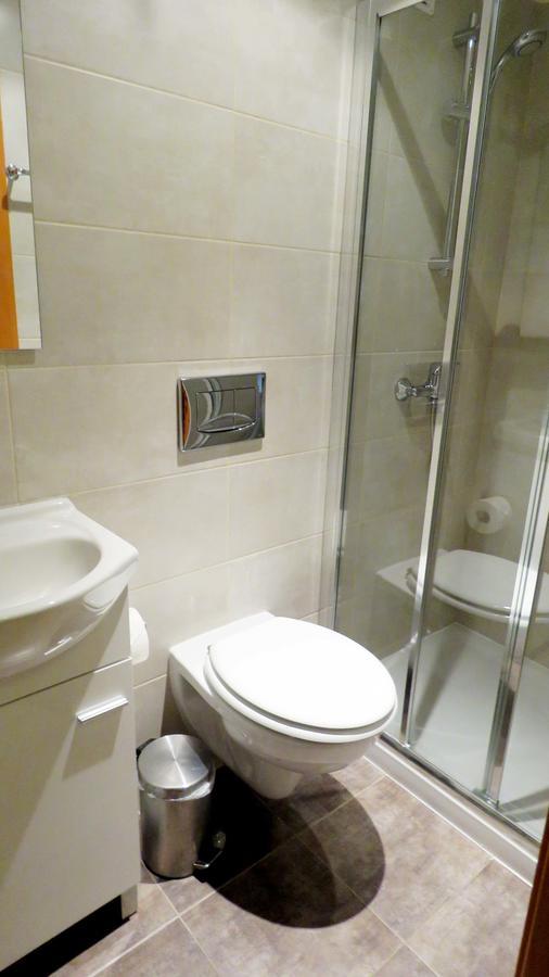 One-Bedroom Standard Apartment