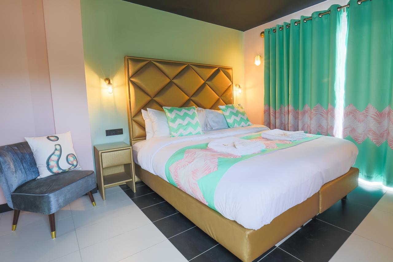 Standard Apartment,658348077:JPEG