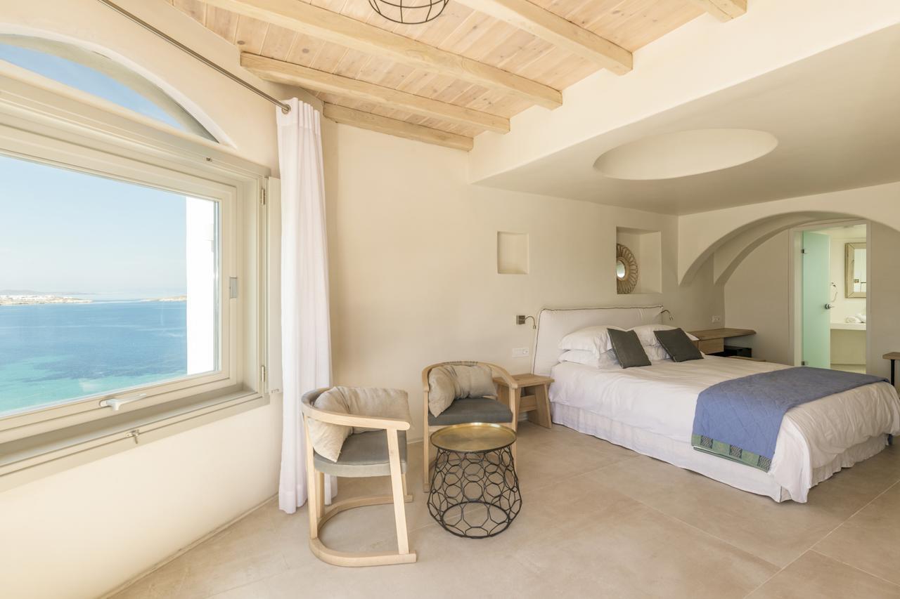 Superior Sunset Suite with Private Terrace & Outdoor Hot Tub
