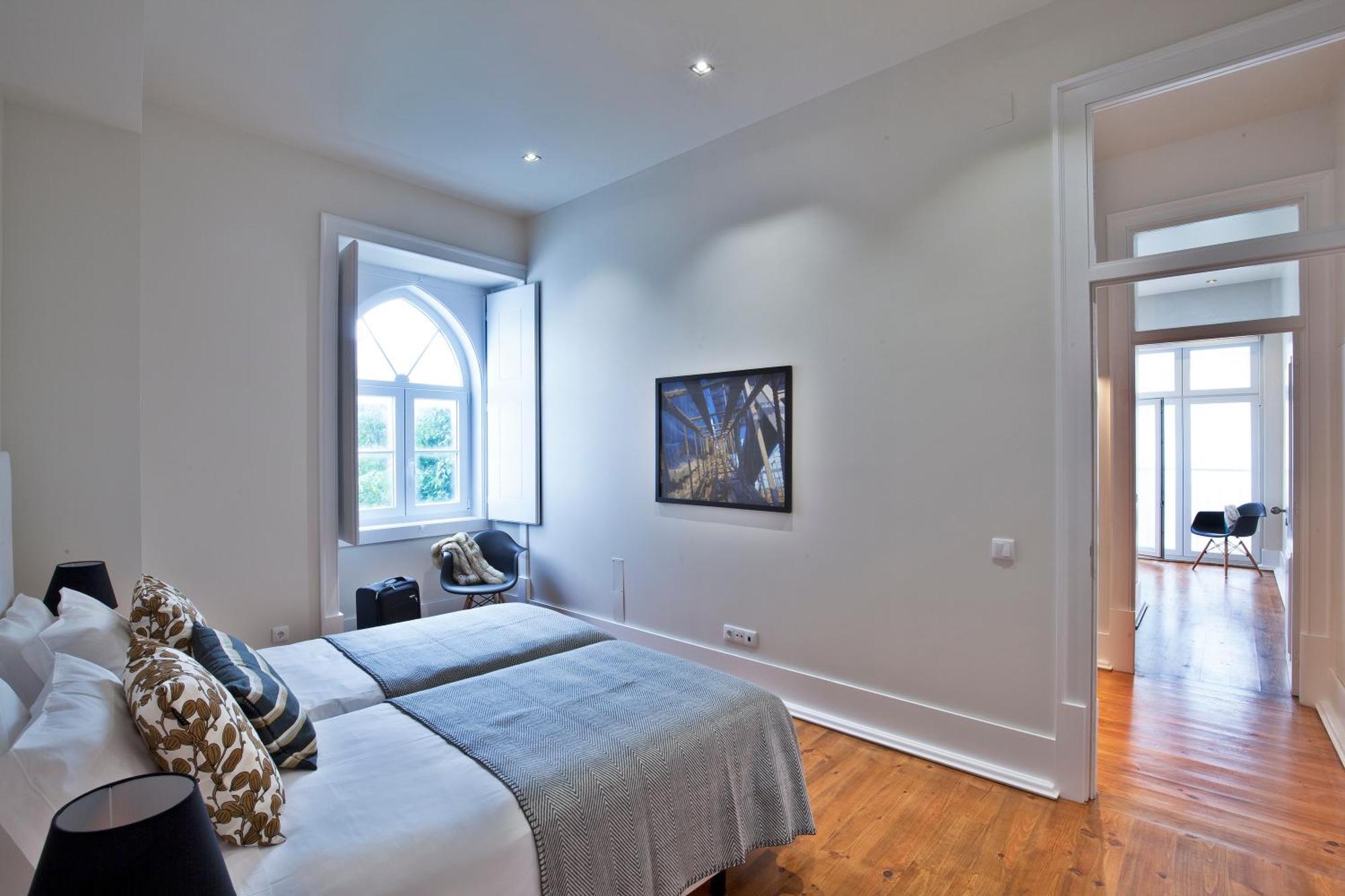 Two-Bedroom Apartment with Terrace,749469749:JPEG