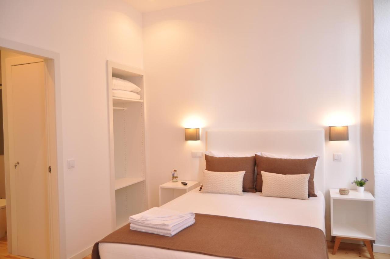Double Room,725492014:JPEG
