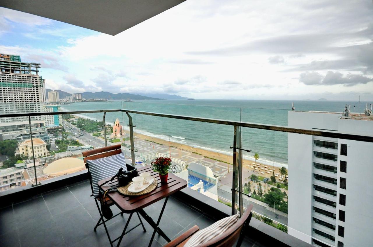 Two-Bedroom Apartment with Seaview