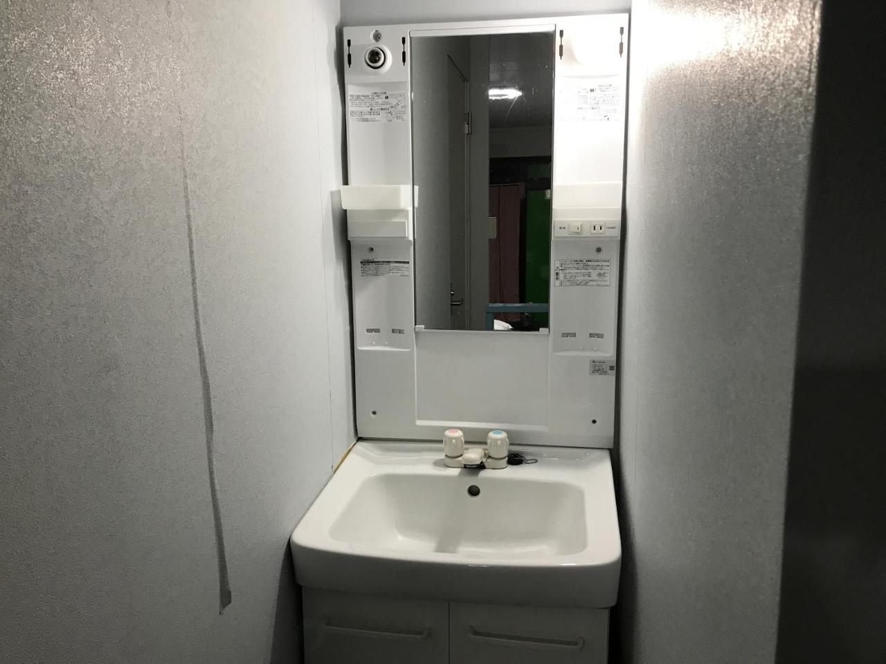 Apartment,805823355:JPEG