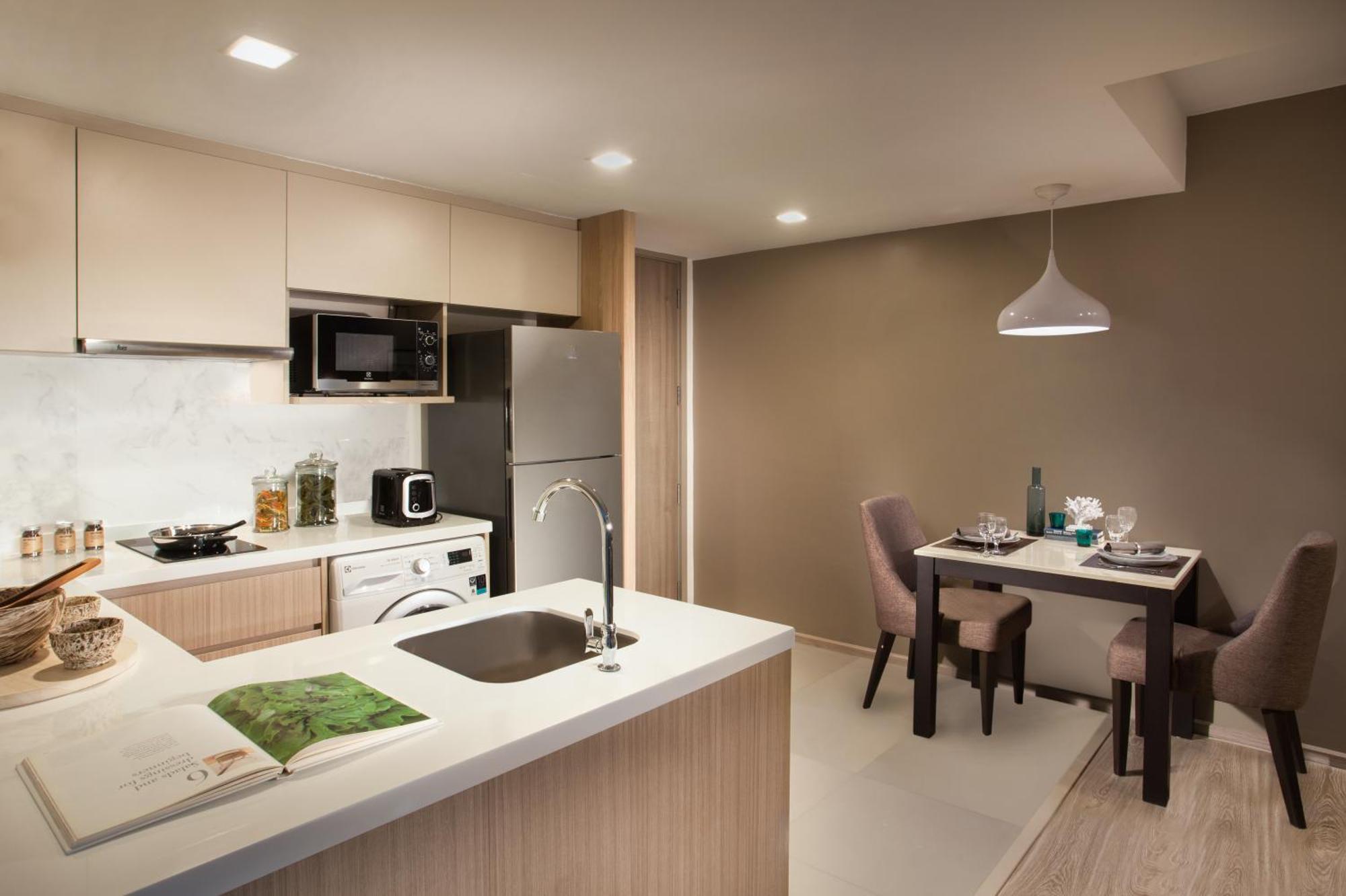 Premier One-Bedroom Apartment
