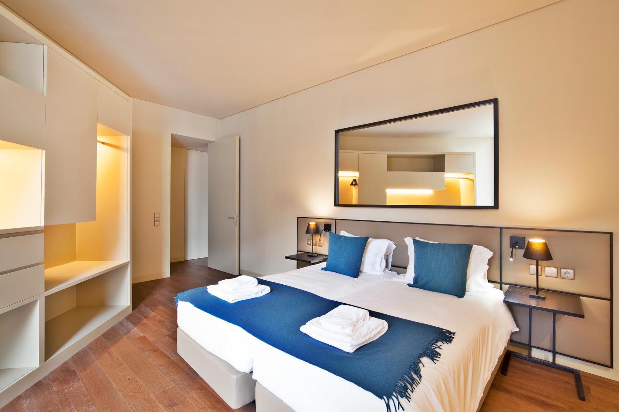 Superior One-Bedroom Apartment,822684731:JPEG