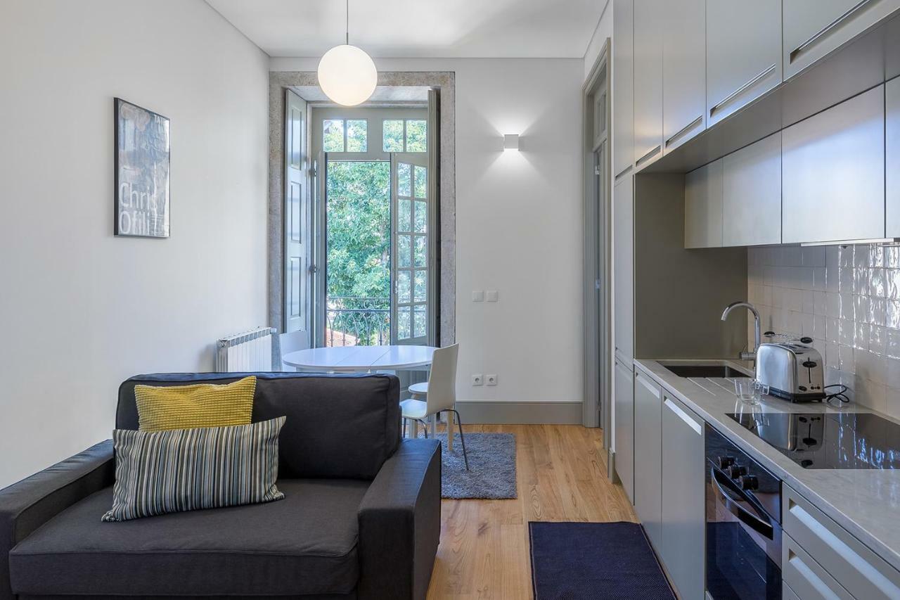 Apartamento con balcón