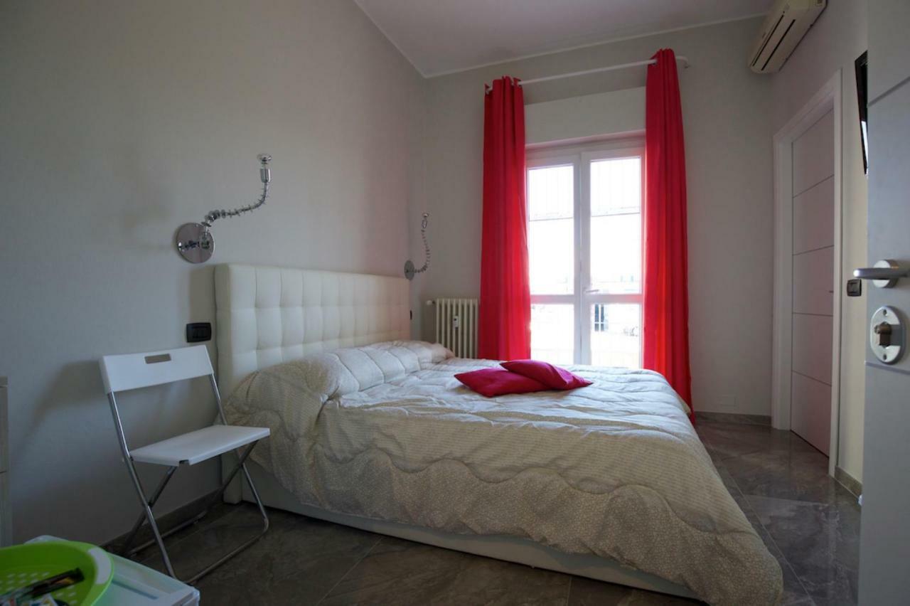 Double Room,861209474:JPEG