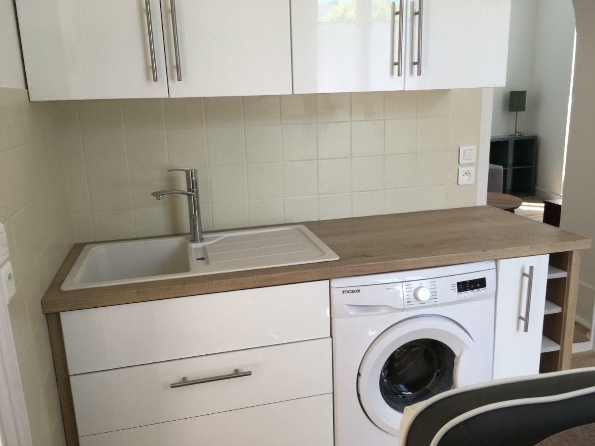 Apartment with Terrace,855444614:JPEG