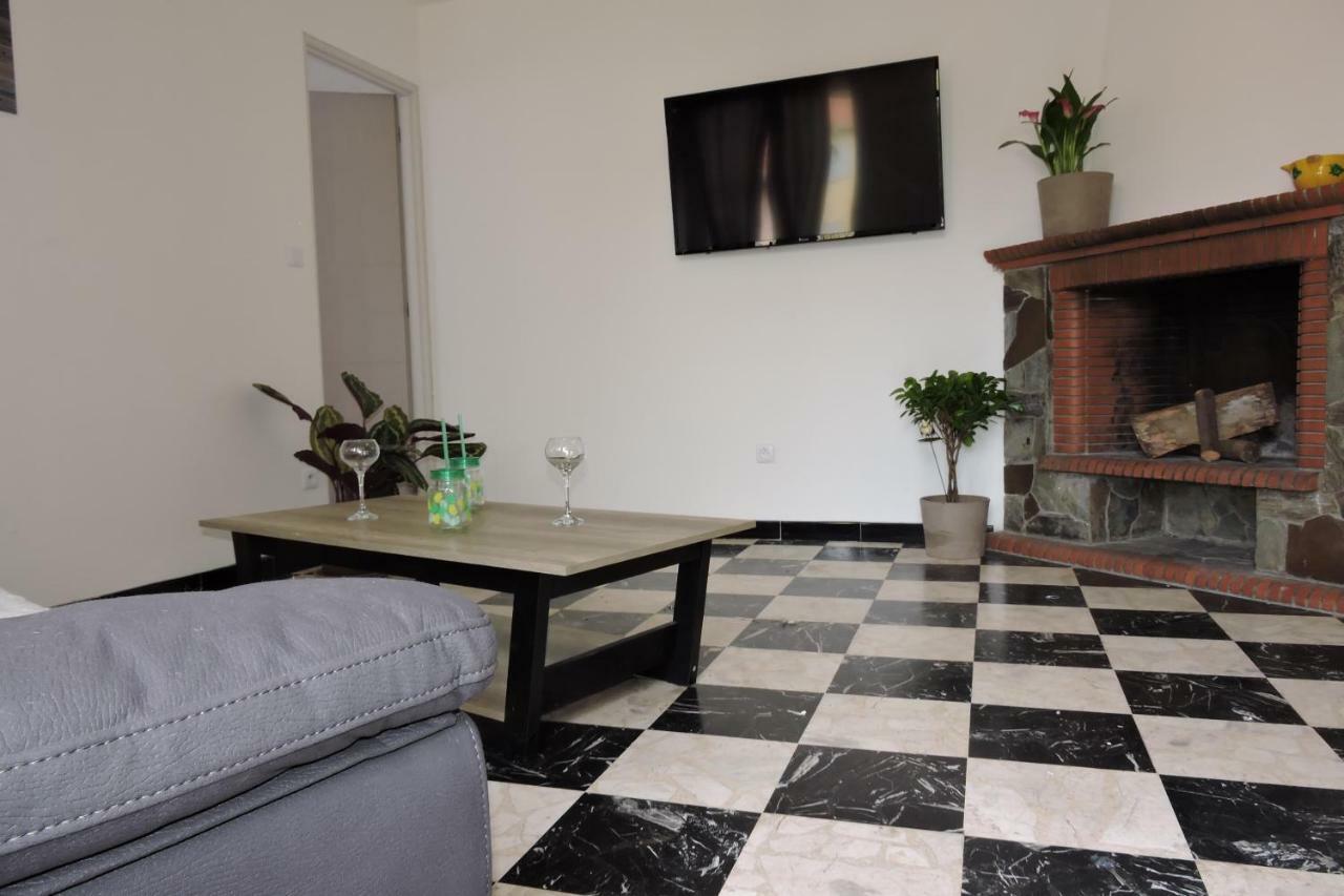 Apartment Terrace