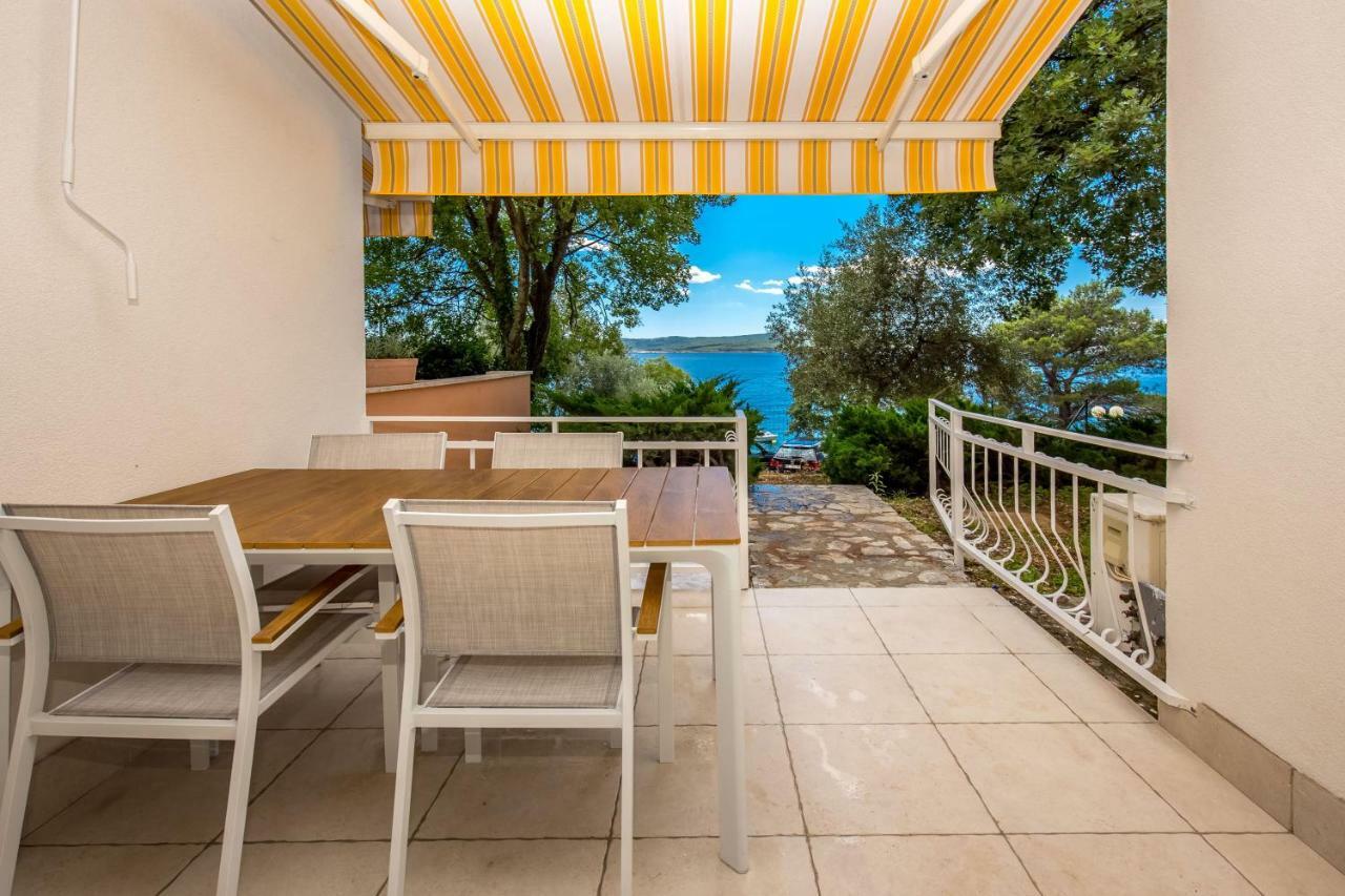 Apartment mit Meerblick