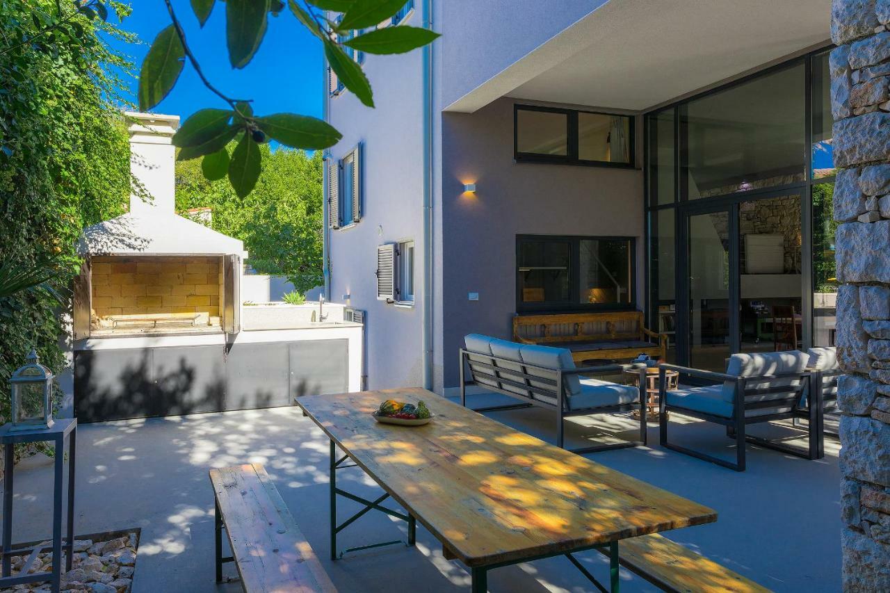 Two-Bedroom Apartment Patio Ground Floor