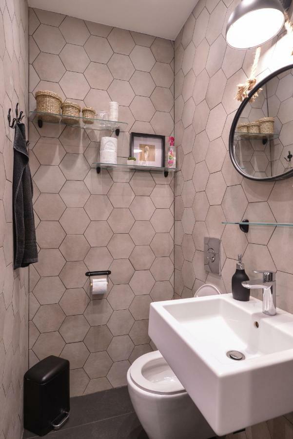 Deluxe Apartment,868057022:JPEG