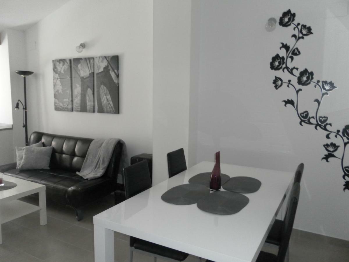 Apartment,869280317:JPEG