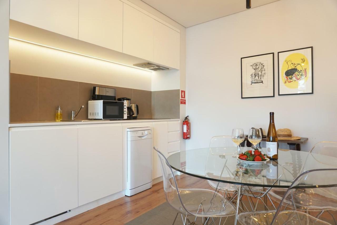 Apartamento Superior com 1 Quarto com Varanda e Vista Rio