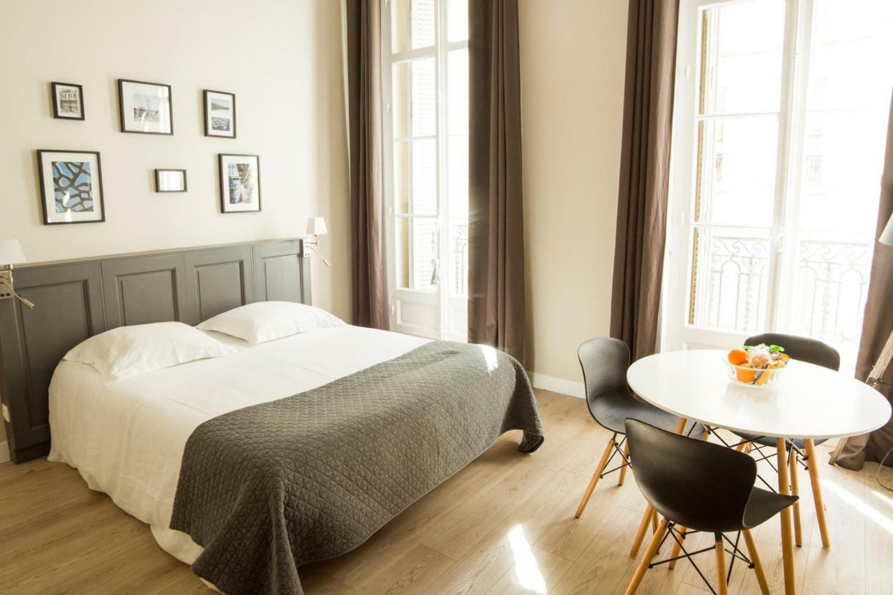 Two-Bedroom Suite,888525988:JPEG