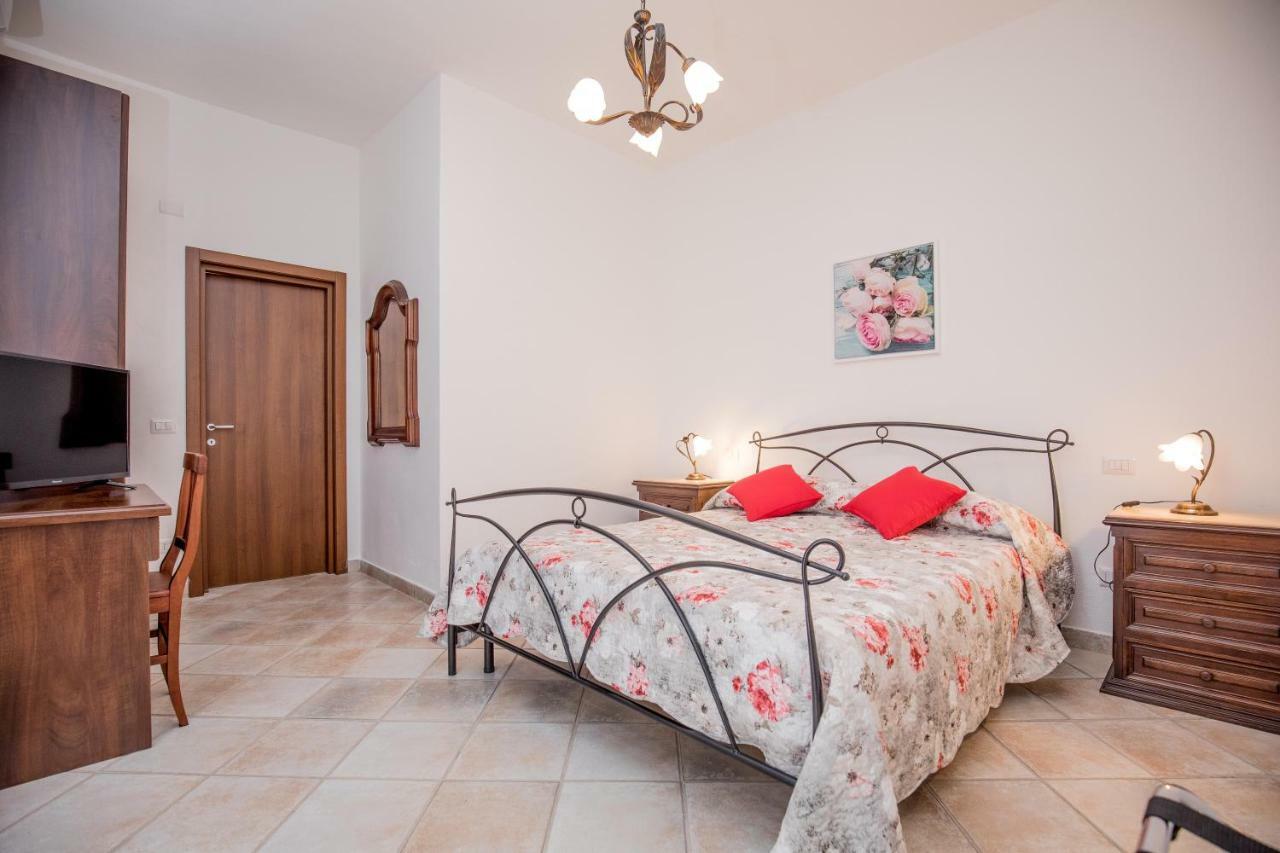 Double Room,890234080:JPEG