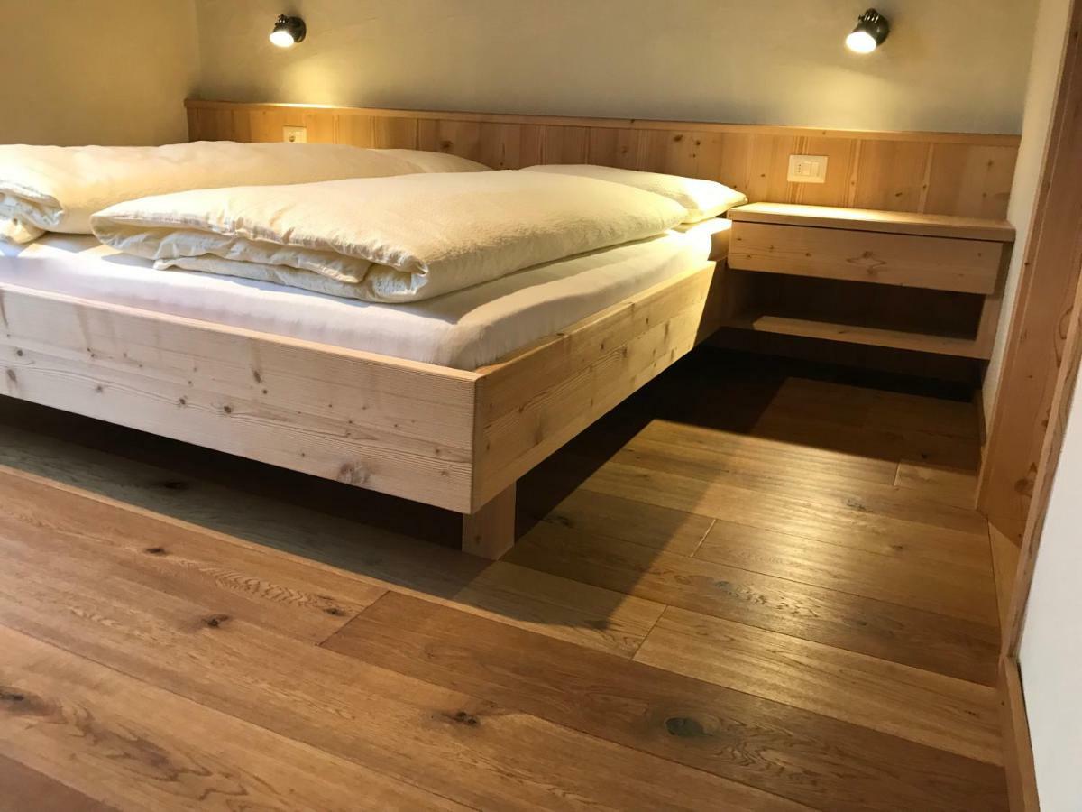 One-Bedroom Apartment,893964442:JPEG