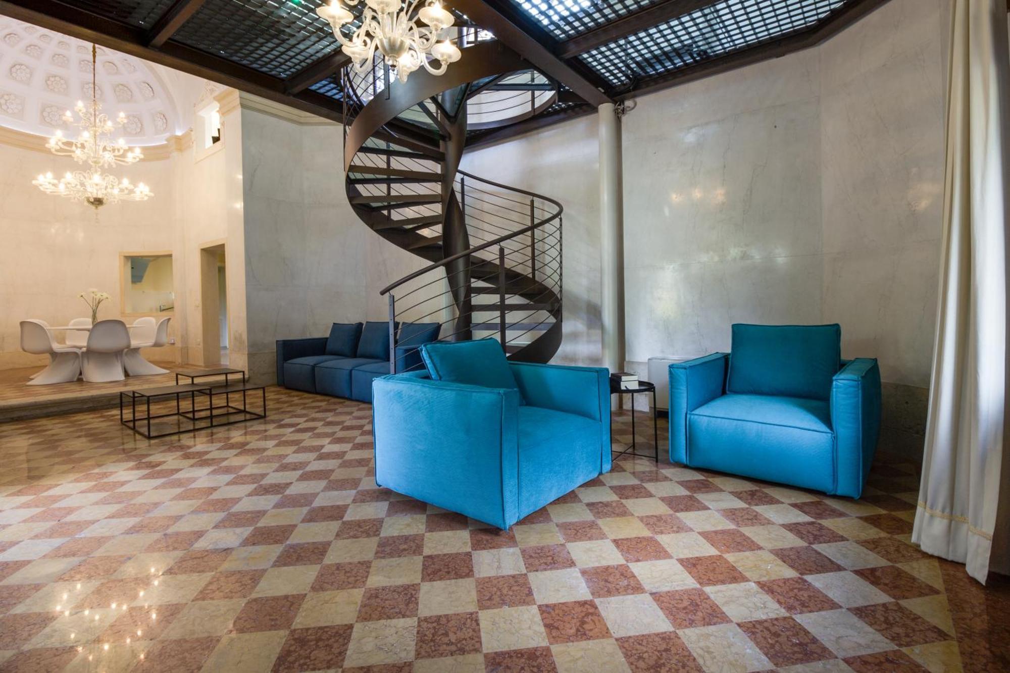 Appartamento con 3 Camere da Letto