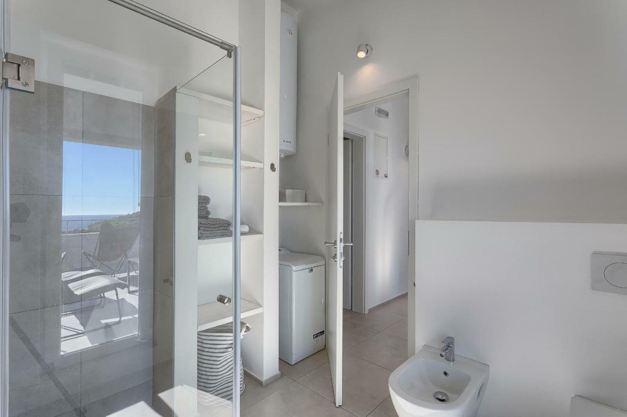 Two-Bedroom Apartment Balcony Sea View