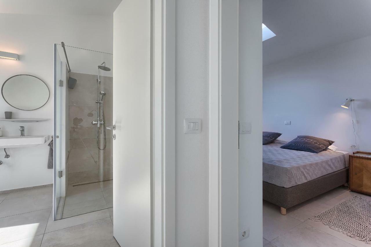 Two-Bedroom Apartment Balcony Sea View