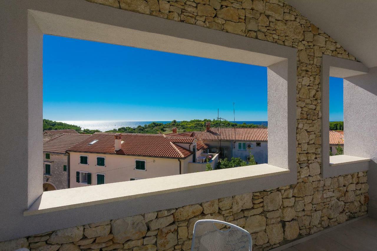Two-Bedroom Apartment Balcony Sea View