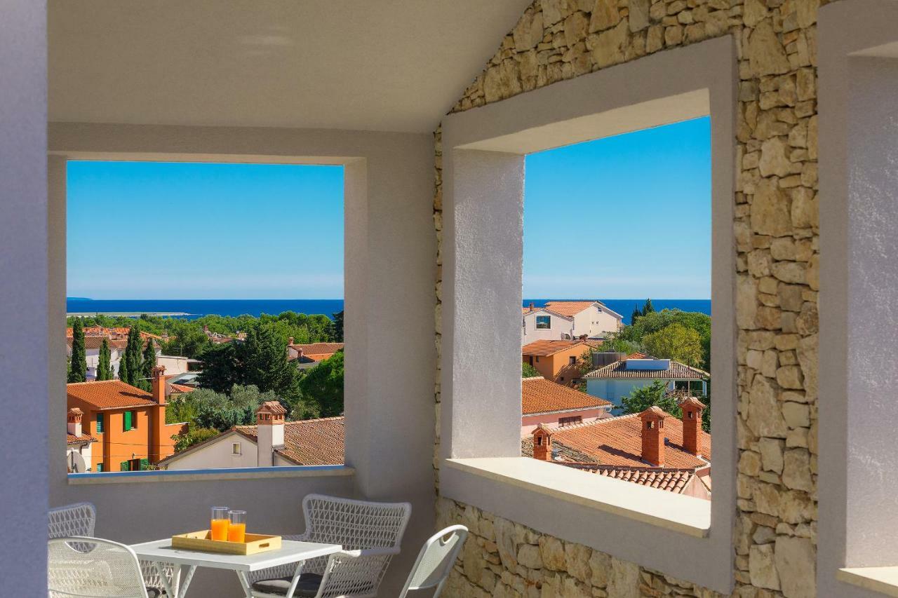 Two-Bedroom Apartment Balcony Sea View