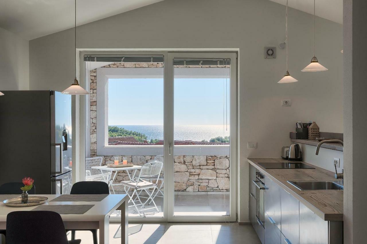 Two-Bedroom Apartment Balcony Sea View
