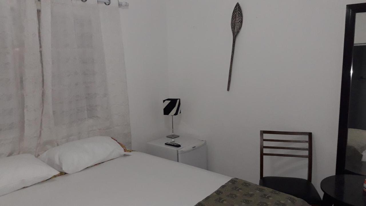 Suite,929950030:JPEG