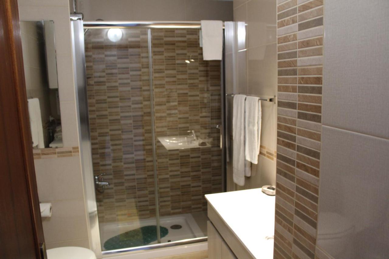 One-Bedroom Apartment (4 Adults),933834457:JPEG