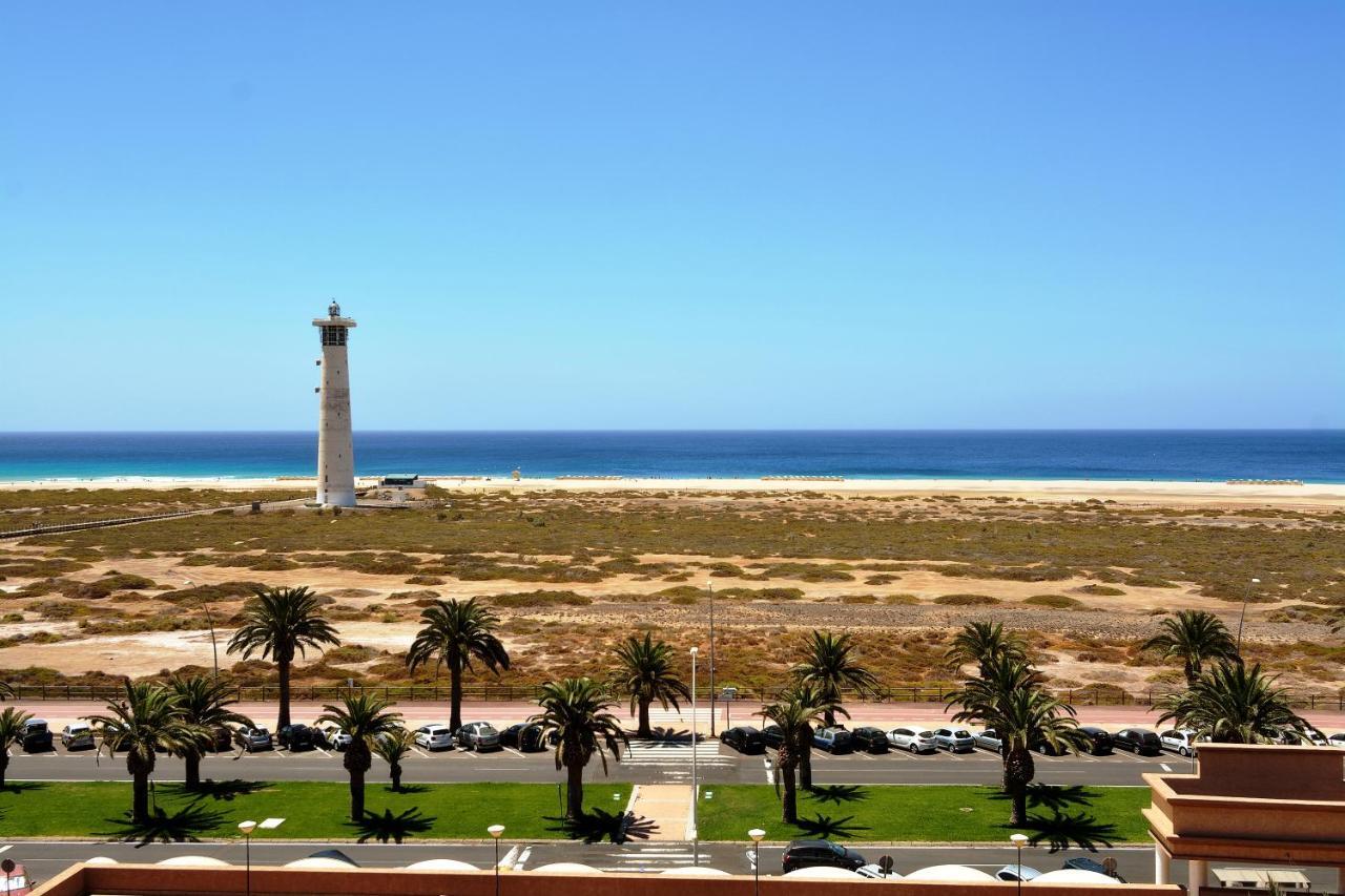Estudio con vistas al mar