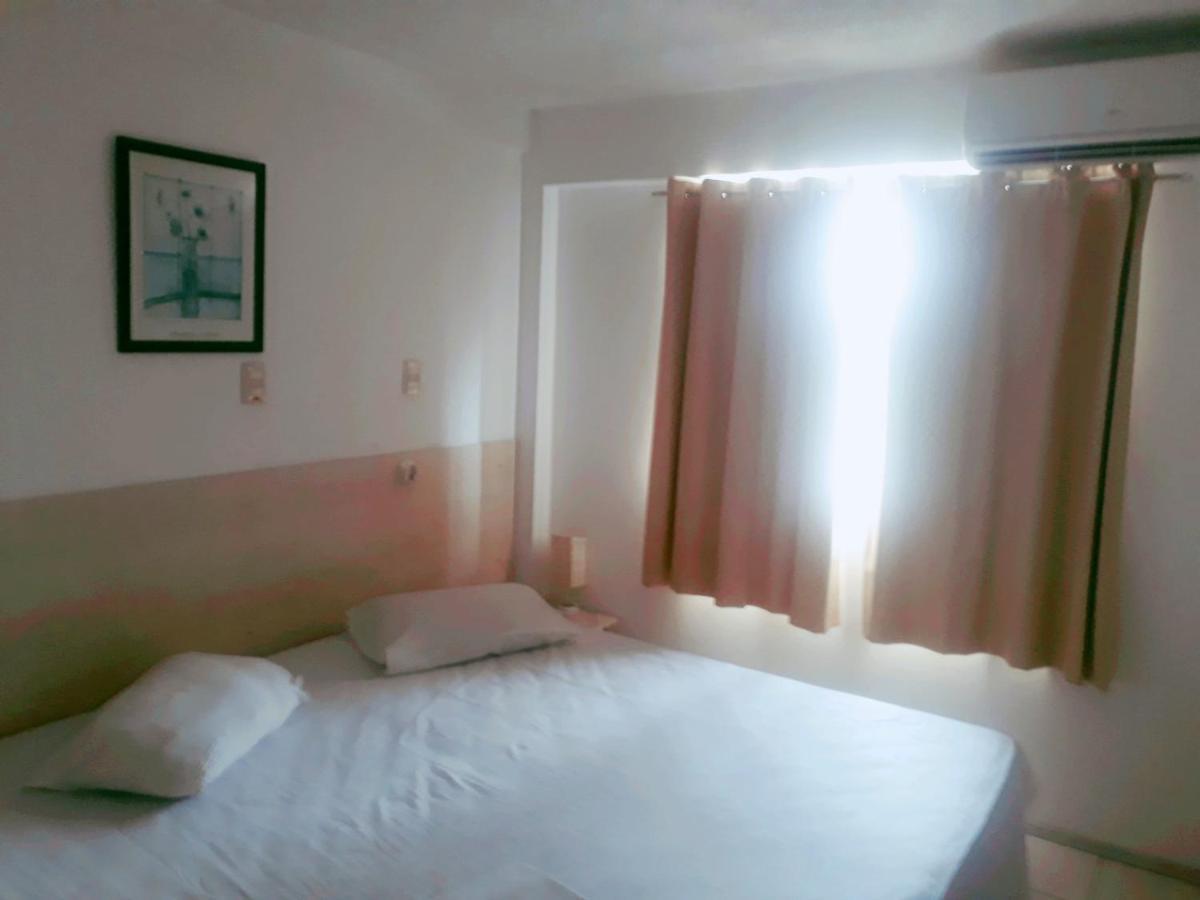 One-Bedroom Apartment,1558856443:JPEG