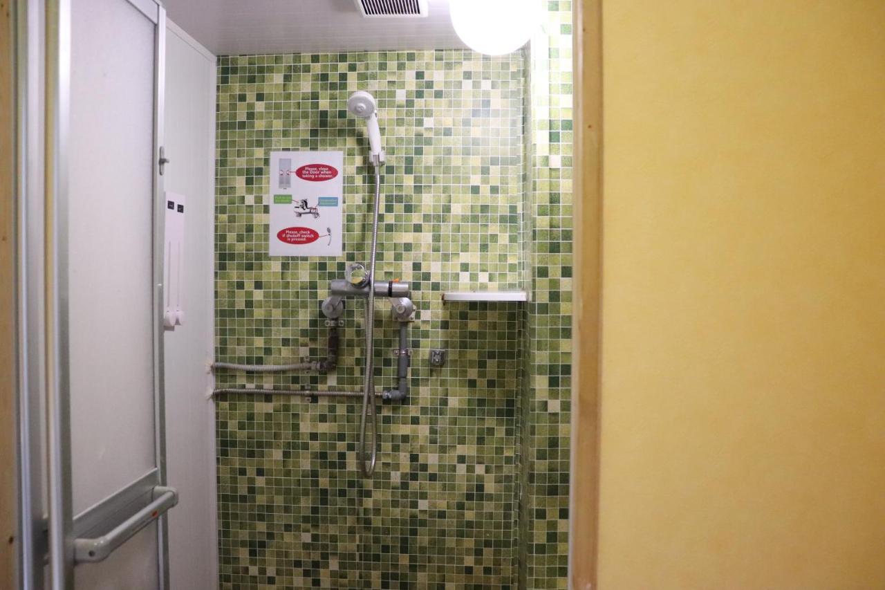 Budget Double Room,1247119567:JPEG