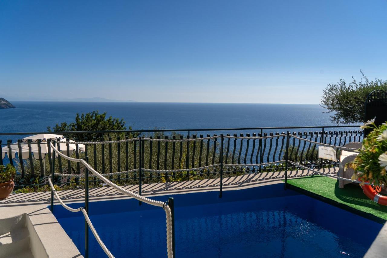 Two-Bedroom Apartment Private Pool