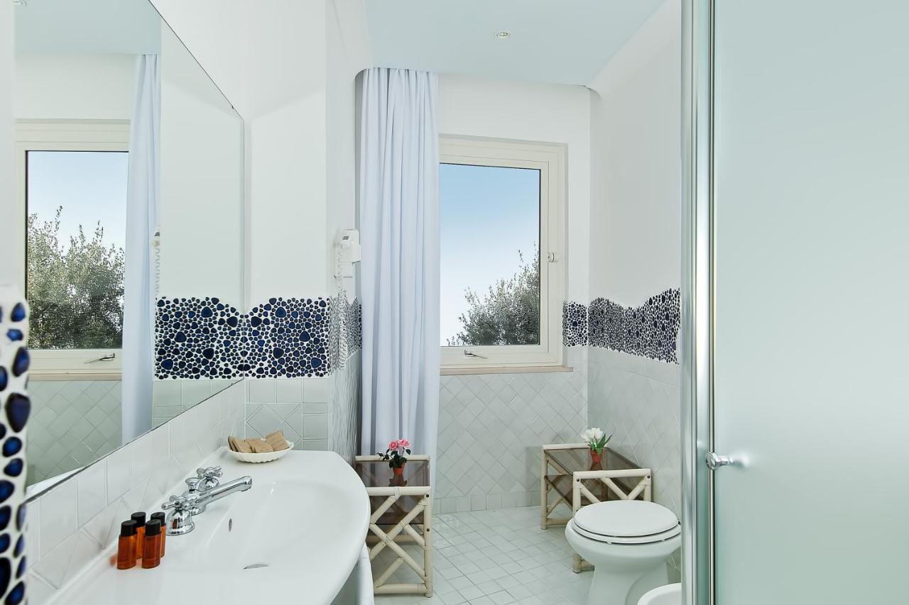 Two-Bedroom Apartment Private Pool