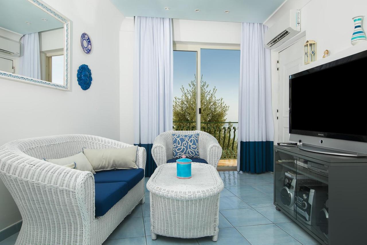 Two-Bedroom Apartment Private Pool