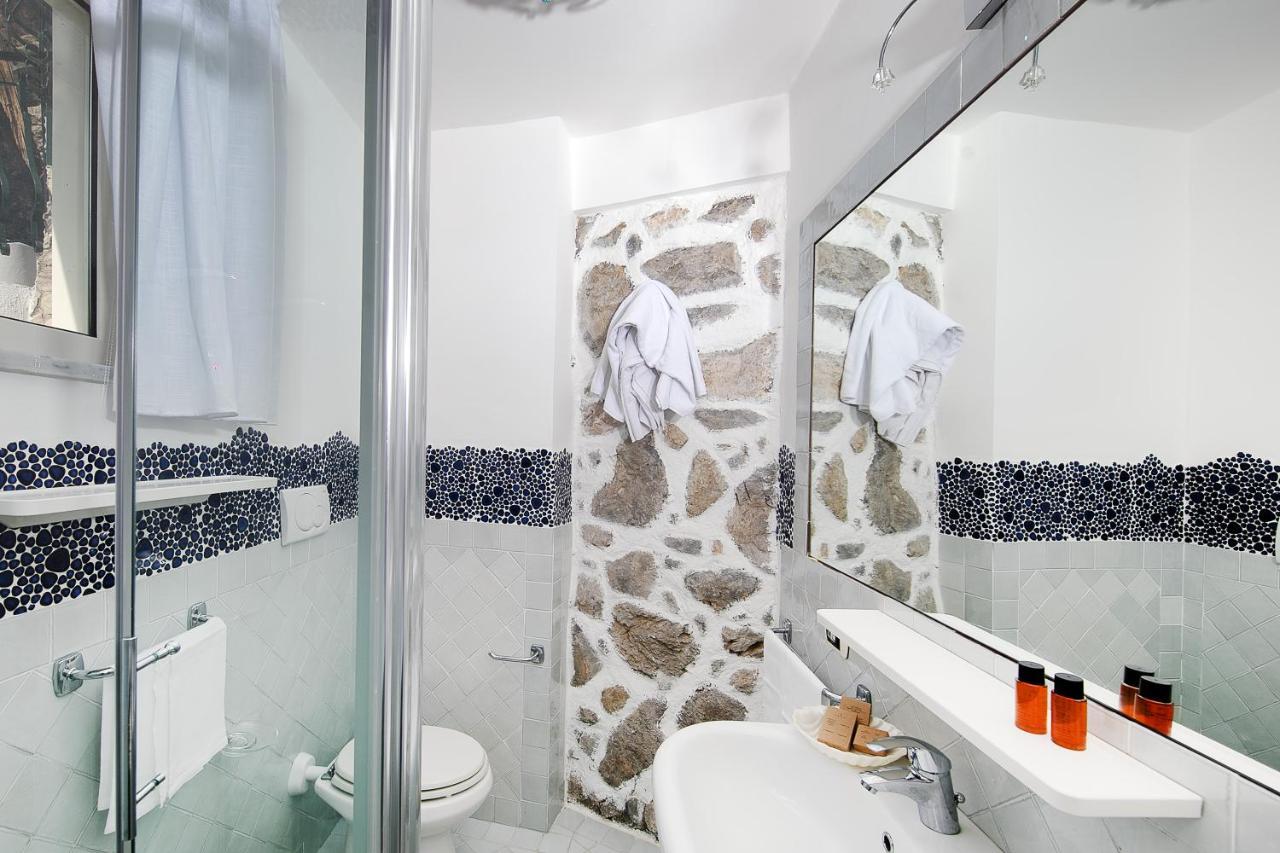 Four-Bedroom Apartment Private Pool