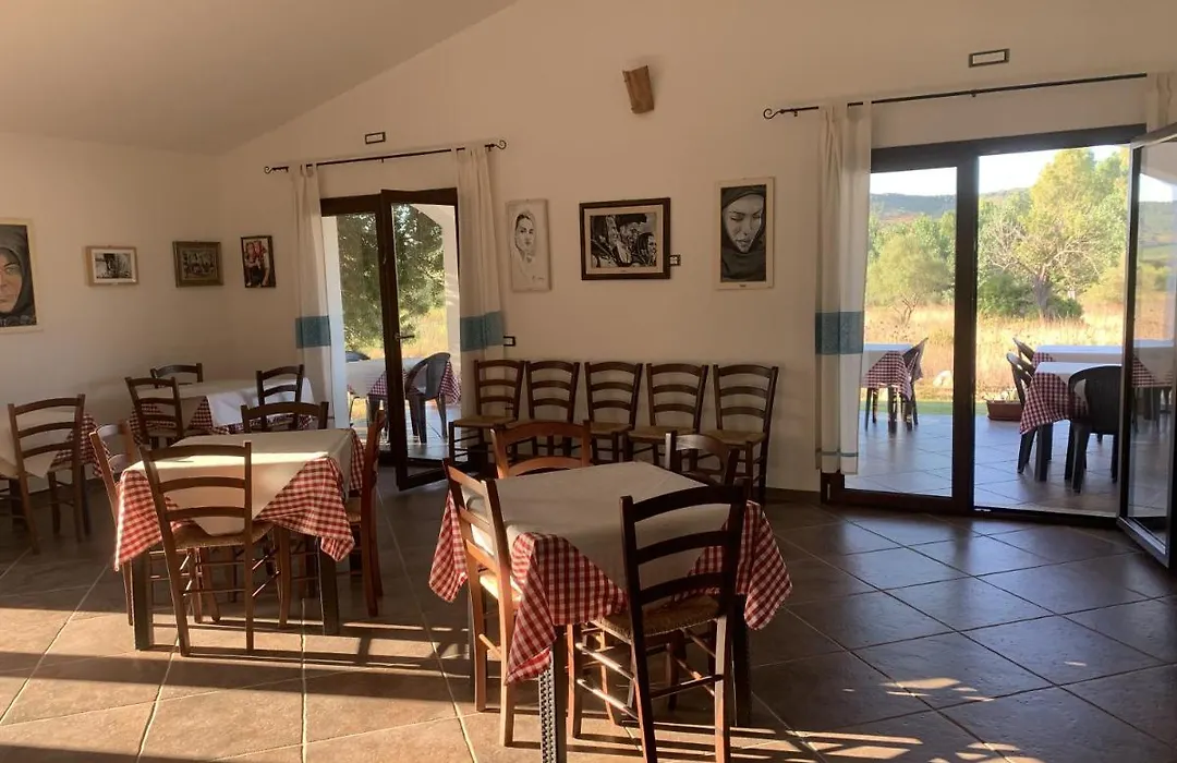 Agriturismo Turudhis-1