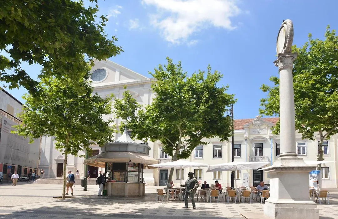 Chiado/Carmo Apartment-1